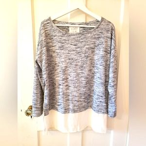Ann Taylor Loft Blouse size L blue grey and cream